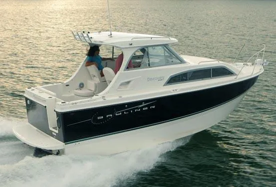 Slide: The Image of Bayliner 266 Discovery 2012 - 1