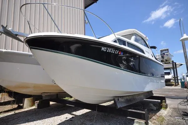 Slide: The Image of Bayliner 266 Discovery 2012 - 8