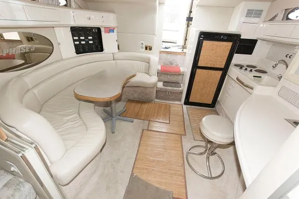 Slide: The Image of Sea Ray 400 Express Cruiser 1996 - 10