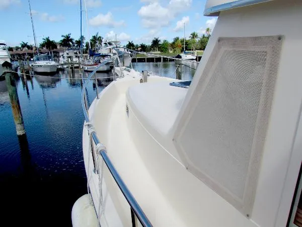 Slide: The Image of Mainship 34 Trawler 2005 - 5