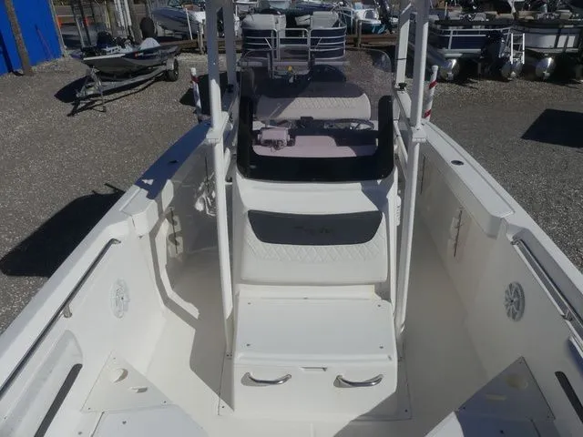 Slide: The Image of Bayliner Trophy T22CC 2023 - 13