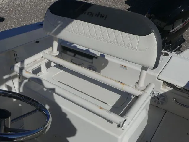 Slide: The Image of Bayliner Trophy T22CC 2023 - 14