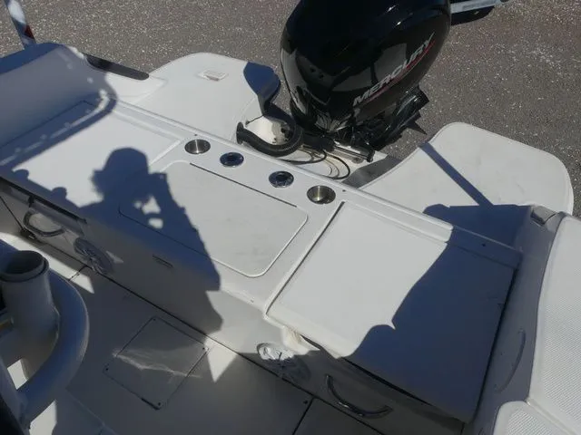 Slide: The Image of Bayliner Trophy T22CC 2023 - 16