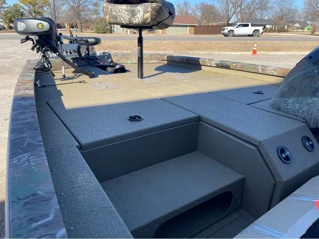 Slide: The Image of G3 Sportsman 1710 2026 - 10