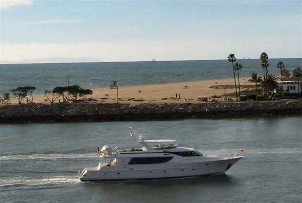 Slide: The Image of Northstar Yachts Cockpit Motoryacht 2003 - 4