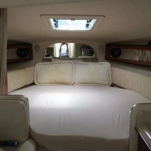 Slide: The Image of Sea Ray 280 Sundancer 2004 - 5