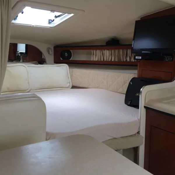 Slide: The Image of Sea Ray 280 Sundancer 2004 - 6
