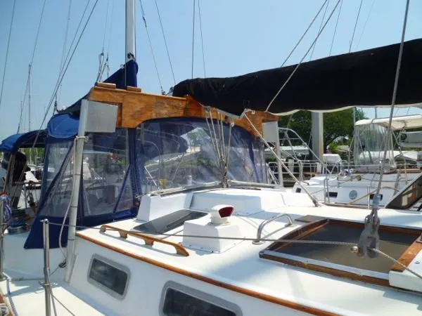 Slide: The Image of Pearson 424 Ketch 1978 - 5