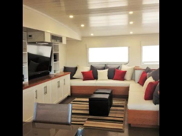 Slide: The Image of Ocean Voyager Expedition Power Catamaran 2004 - 9
