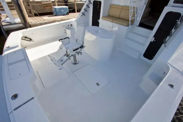 Slide: The Image of Viking Enclosed Bridge Sportfish 1997 - 11