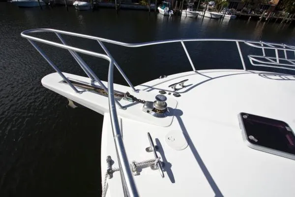 Slide: The Image of Viking Enclosed Bridge Sportfish 1997 - 8