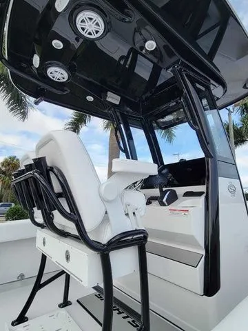 Slide: The Image of Sportsman Masters 247OE Bay Boat 2026 - 63