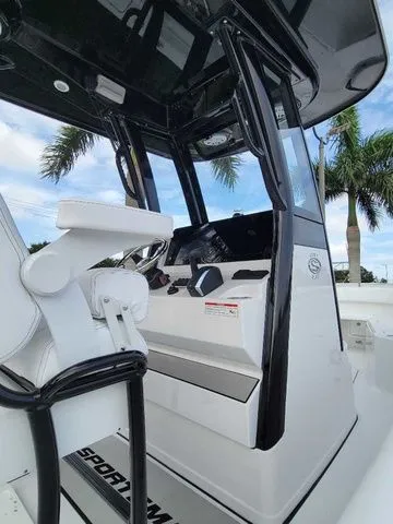 Slide: The Image of Sportsman Masters 247OE Bay Boat 2026 - 64