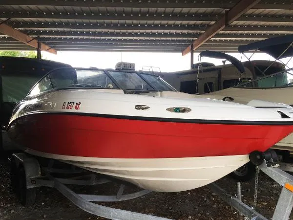 Slide: The Image of Yamaha SX210 JET BOAT 2007 - 3