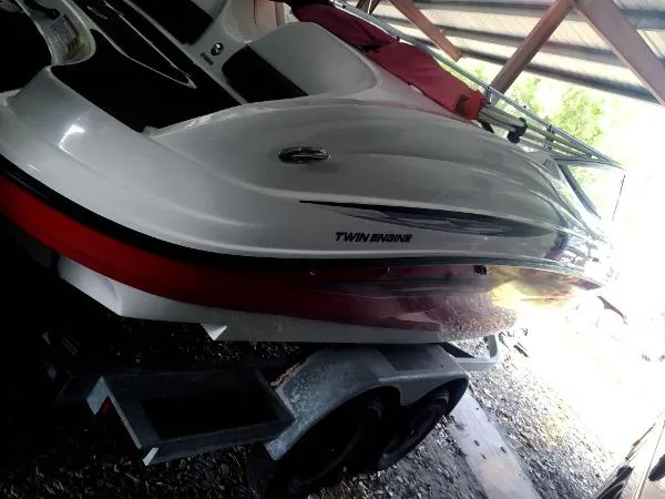 Slide: The Image of Yamaha SX210 JET BOAT 2007 - 4