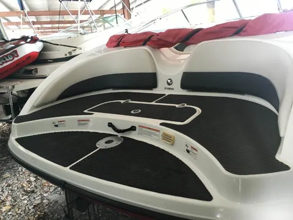 Slide: The Image of Yamaha SX210 JET BOAT 2007 - 5