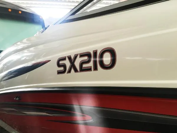 Slide: The Image of Yamaha SX210 JET BOAT 2007 - 7