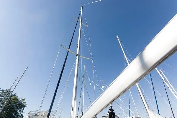 Slide: The Image of Catalina 350 MkII 2008 - 9