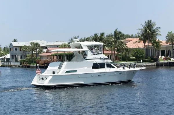 Slide: The Image of Hatteras 42 Cockpit Motor Yacht 1997 - 2