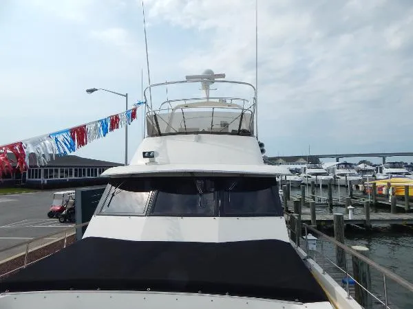 Slide: The Image of Hatteras 53 Classic Motor Yacht 1982 - 6