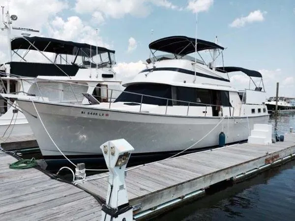 Slide: The Image of Mainship 40 Aft Cabin Motoryacht 1985 - 0