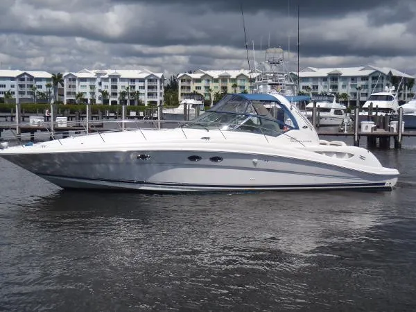 Slide: The Image of Sea Ray 420 Sundancer 2003 - 0