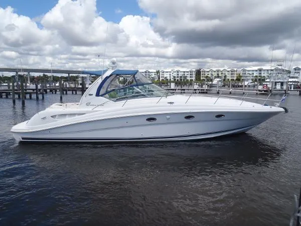Slide: The Image of Sea Ray 420 Sundancer 2003 - 3