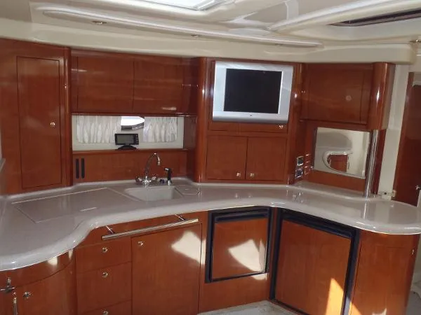Slide: The Image of Sea Ray 420 Sundancer 2003 - 6