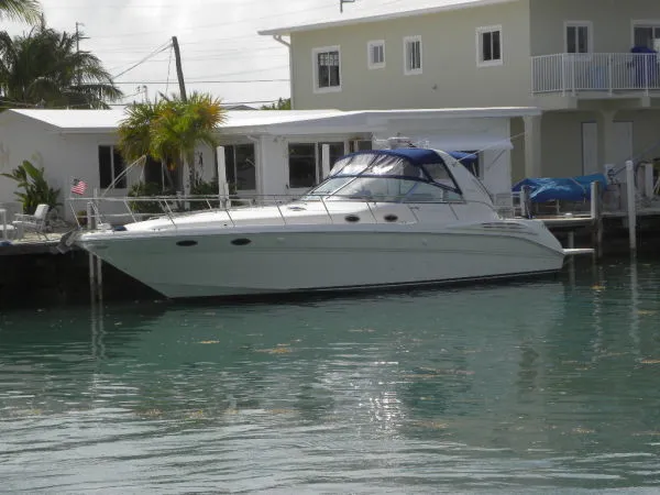Slide: The Image of Sea Ray 400 Sundancer With Hyd. Lift 1999 - 0