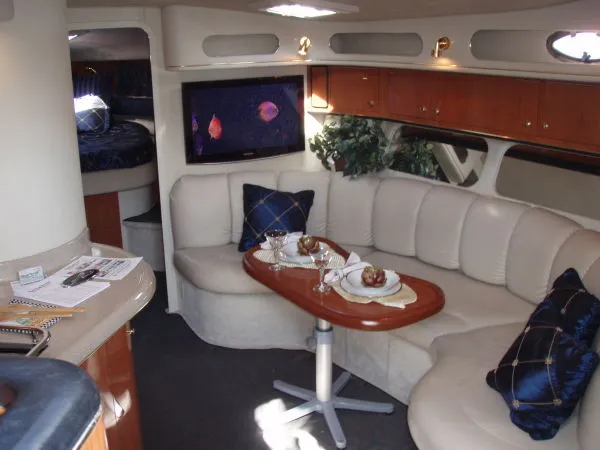 Slide: The Image of Sea Ray 400 Sundancer With Hyd. Lift 1999 - 1