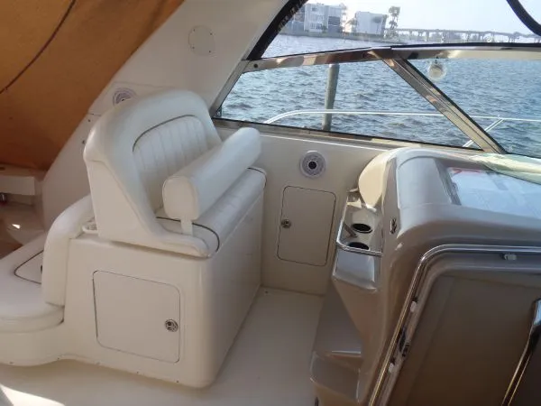 Slide: The Image of Sea Ray 370 EC W/low hrs & Hardtop 1999 - 11