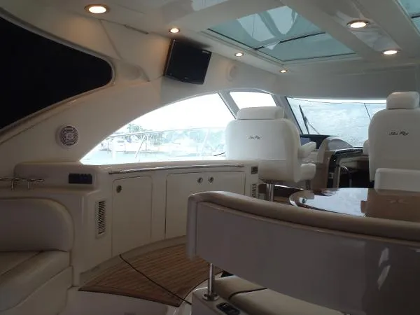 Slide: The Image of Sea Ray Sundancer 2008 - 10