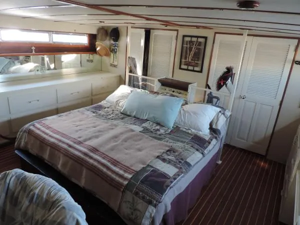 Slide: The Image of Bertram 58 Flybridge Motor Yacht 1981 - 10