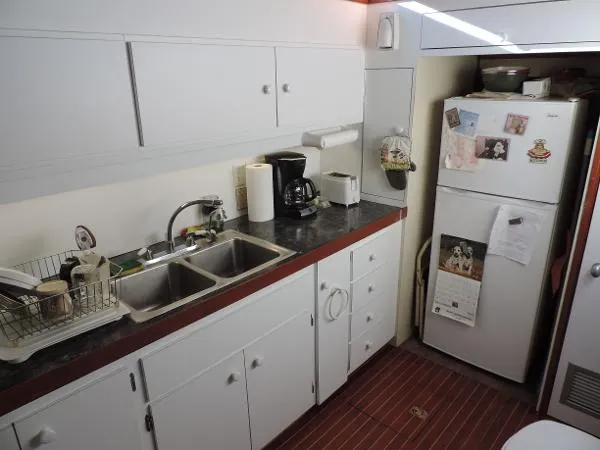 Slide: The Image of Bertram 58 Flybridge Motor Yacht 1981 - 3