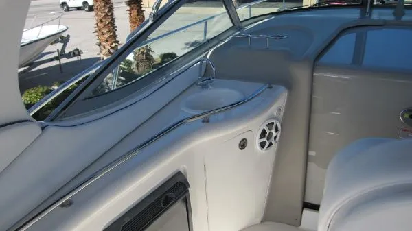Slide: The Image of Sea Ray 300 SUNDANCER 5.7L Mag 2006 - 6