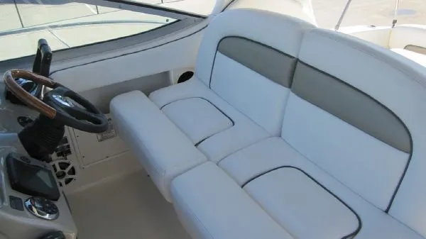 Slide: The Image of Sea Ray 300 SUNDANCER 5.7L Mag 2006 - 8