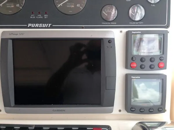 Slide: The Image of Pursuit 3400 Express 2001 - 10