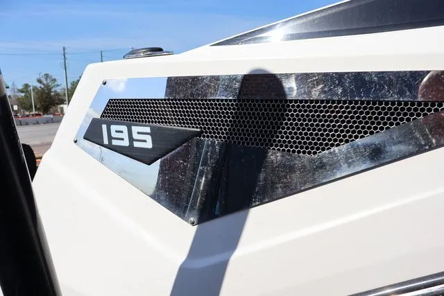 Slide: The Image of Scarab 195 Open 2017 - 11