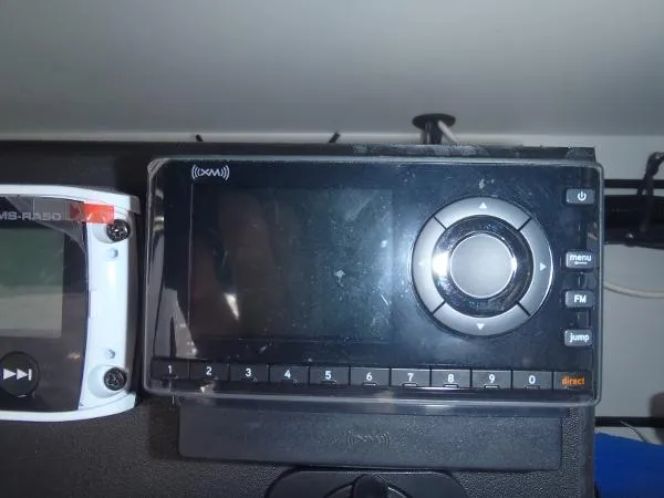 Slide: The Image of Triton 2895 Center Console (Must See!) 2004 - 6