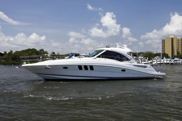 Slide: The Image of Sea Ray 500 Sundancer Pod drive 2010 - 0