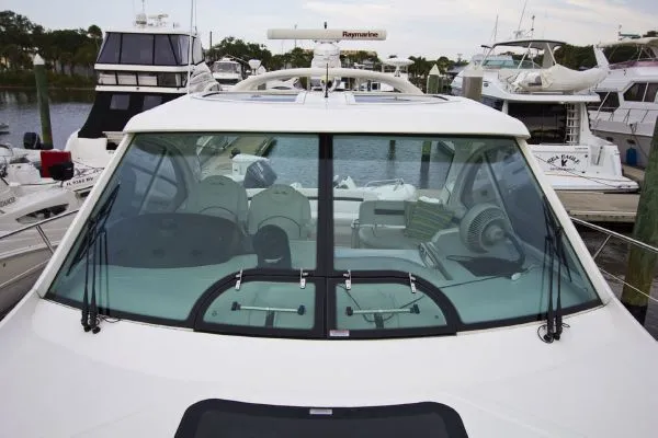 Slide: The Image of Sea Ray 500 Sundancer Pod drive 2010 - 8
