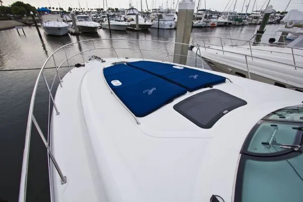 Slide: The Image of Sea Ray 500 Sundancer Pod drive 2010 - 9
