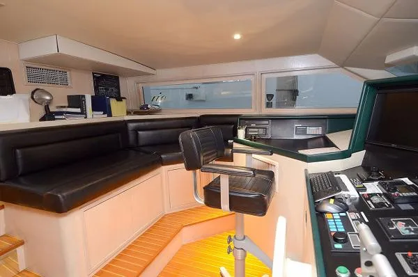 Slide: The Image of Broward Raised Pilothouse 1994 - 10
