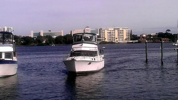 Slide: The Image of Carver Yachts 36 aft cabin 1988 - 1