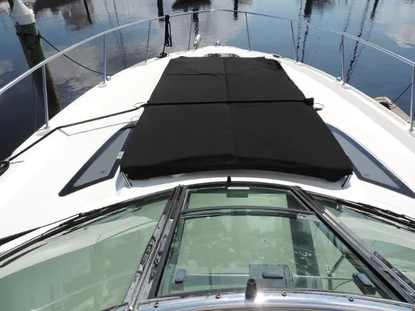 Slide: The Image of Sea Ray 370 Sundancer 2010 - 5