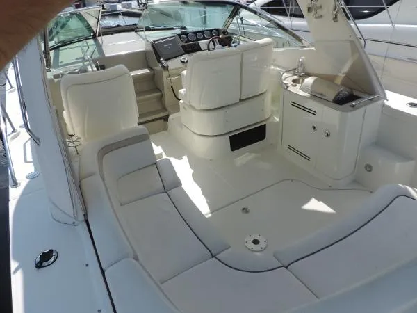 Slide: The Image of Sea Ray 370 Sundancer 2010 - 7