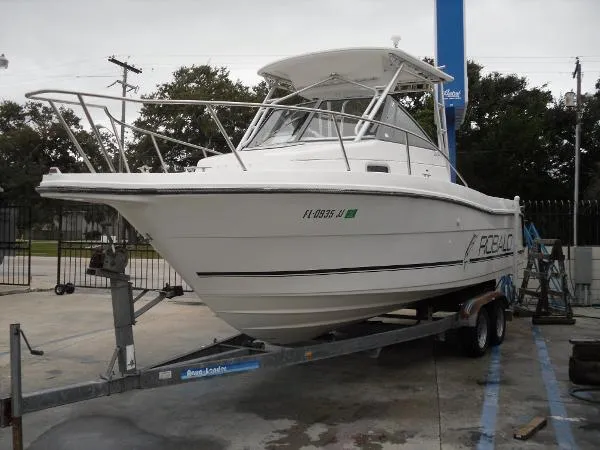 Slide: The Image of Robalo 2440 Walkaround 1995 - 2