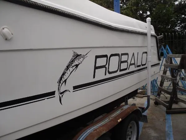 Slide: The Image of Robalo 2440 Walkaround 1995 - 5