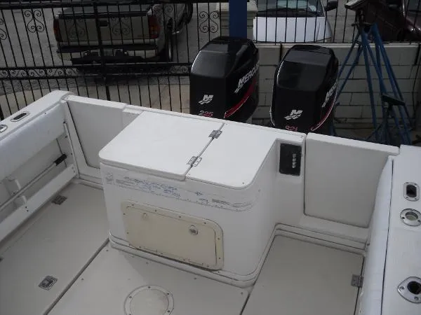 Slide: The Image of Robalo 2440 Walkaround 1995 - 7