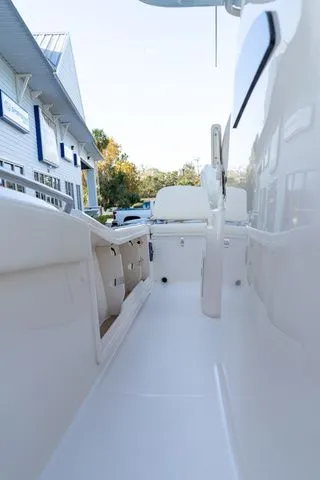 Slide: The Image of Grady-White 281 Coastal Explorer 2026 - 38